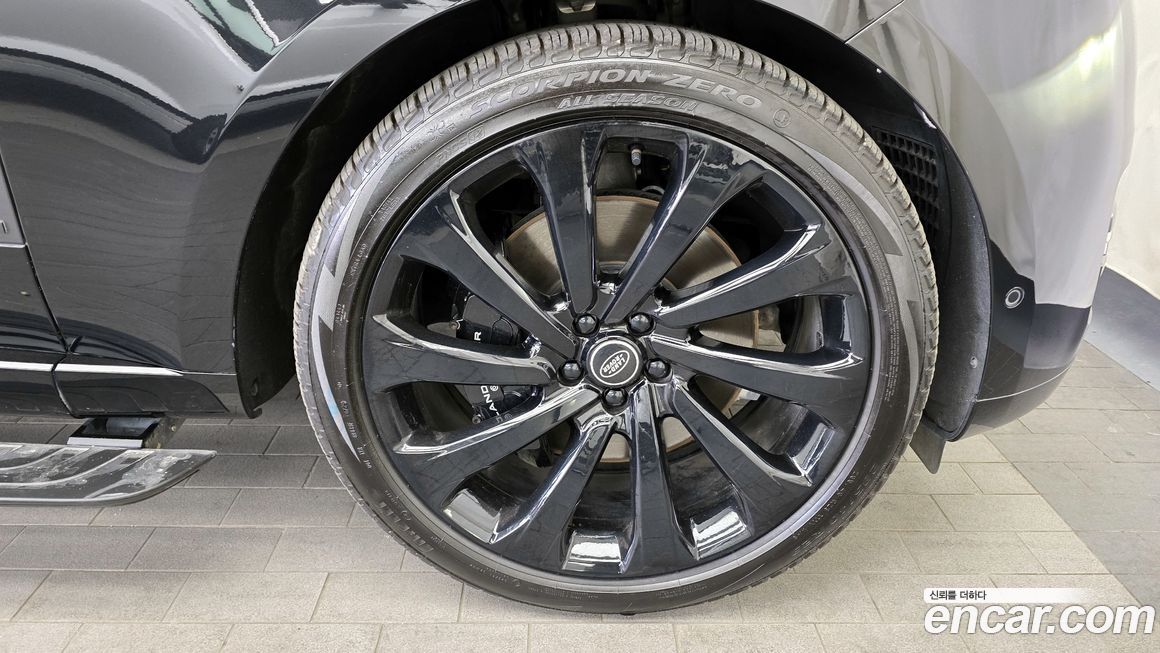 Land Rover Range Rover 2024