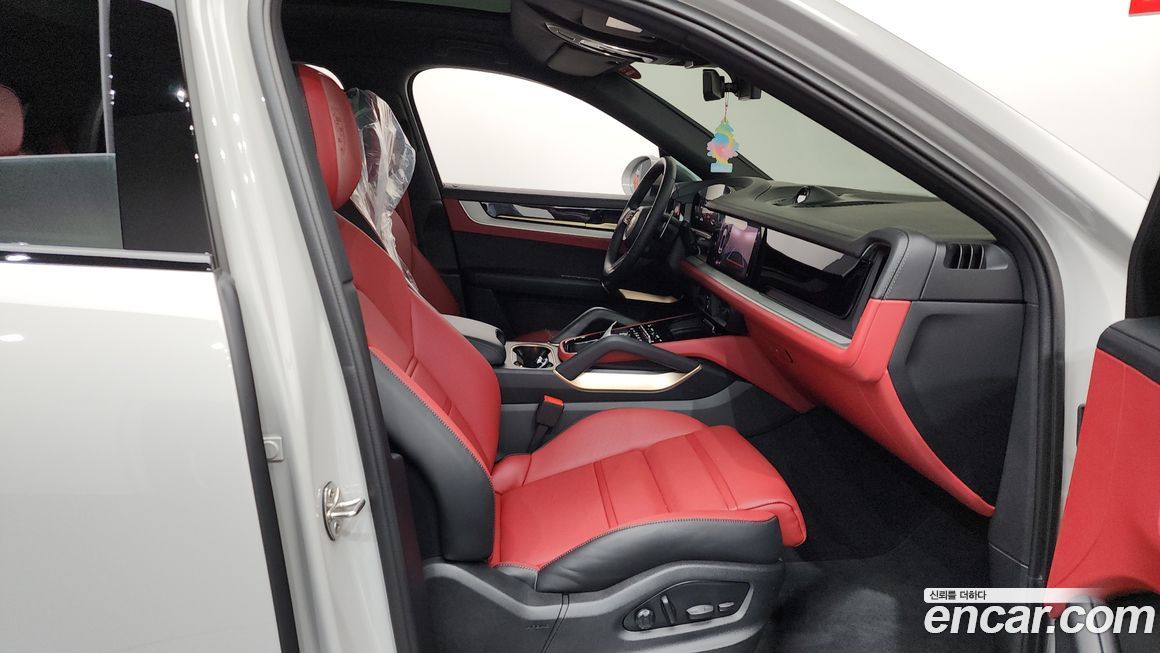 Porsche Cayenne 2025