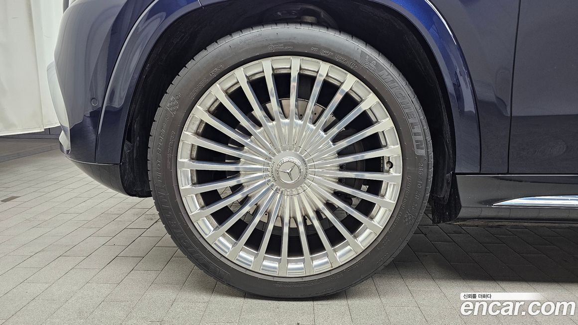 Mercedes-Benz GLS-Class 2022