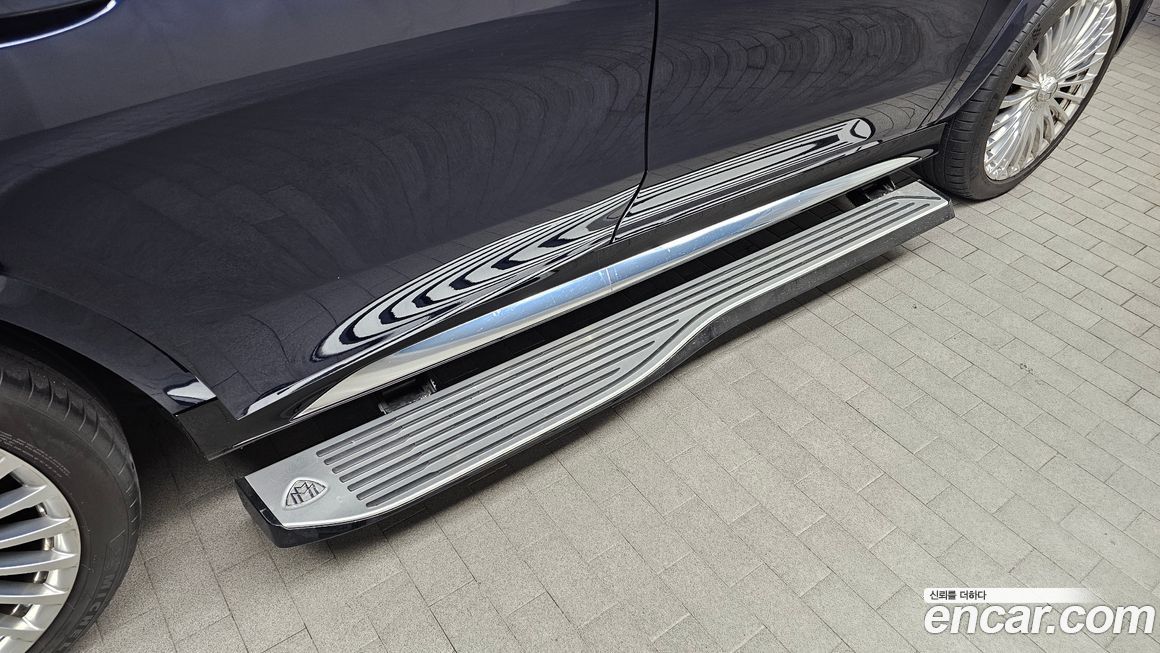 Mercedes-Benz GLS-Class 2022