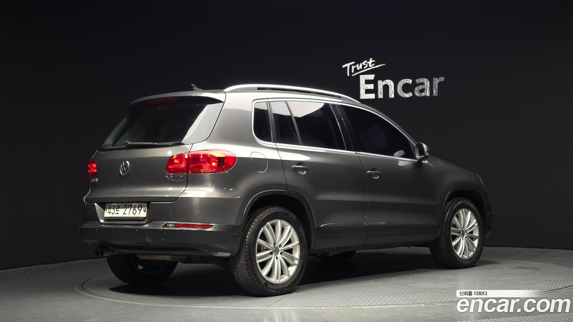 Volkswagen Tiguan 2015