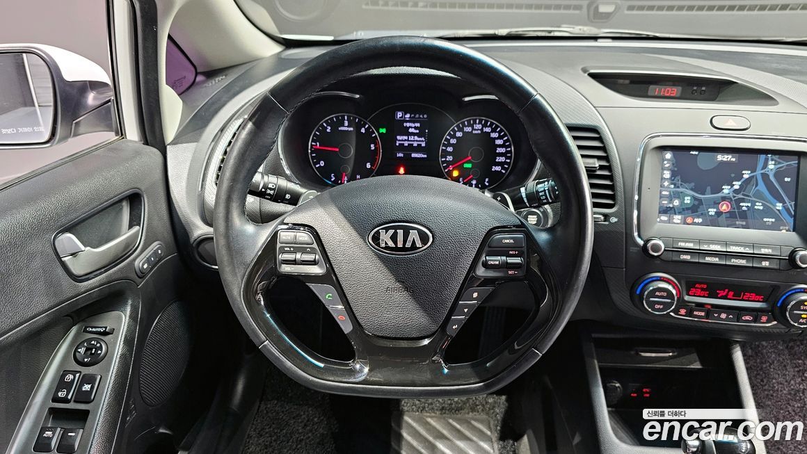 Kia K3 2016