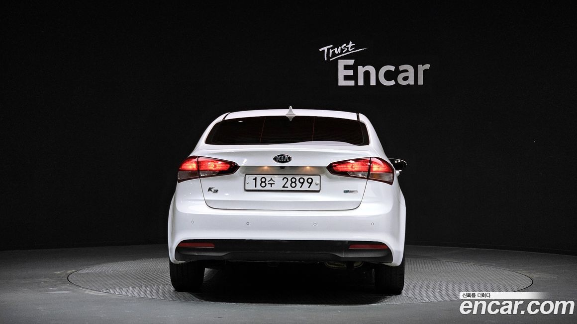 Kia K3 2016