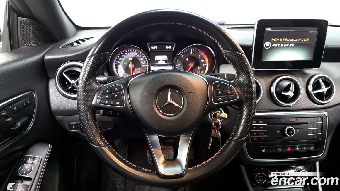 Mercedes-Benz CLA-Class 2015