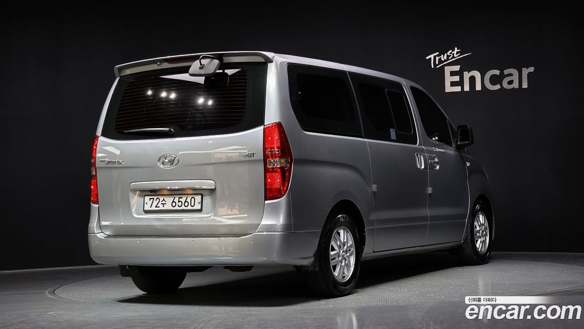 Hyundai Starex 2016