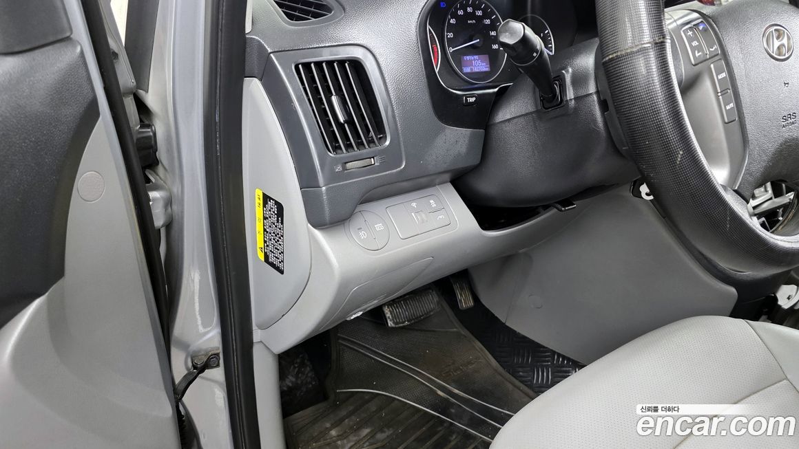 Hyundai Starex 2016