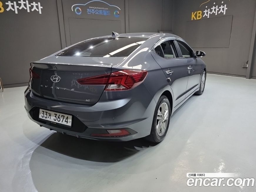 Hyundai AVANTE 2019