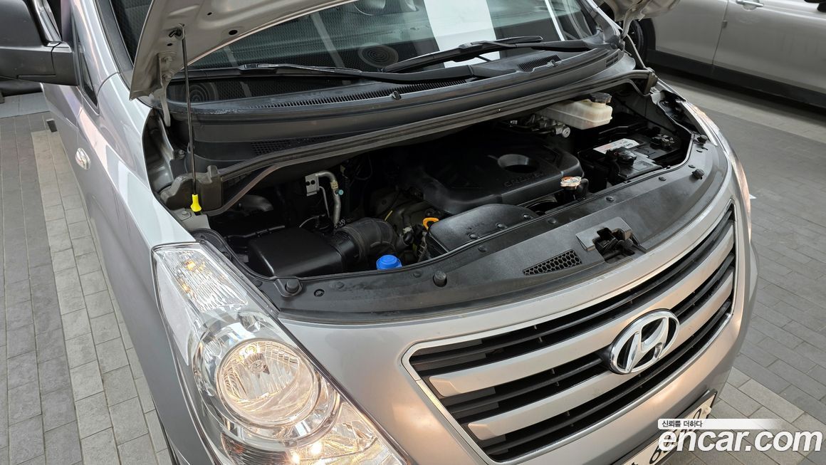 Hyundai Starex 2016