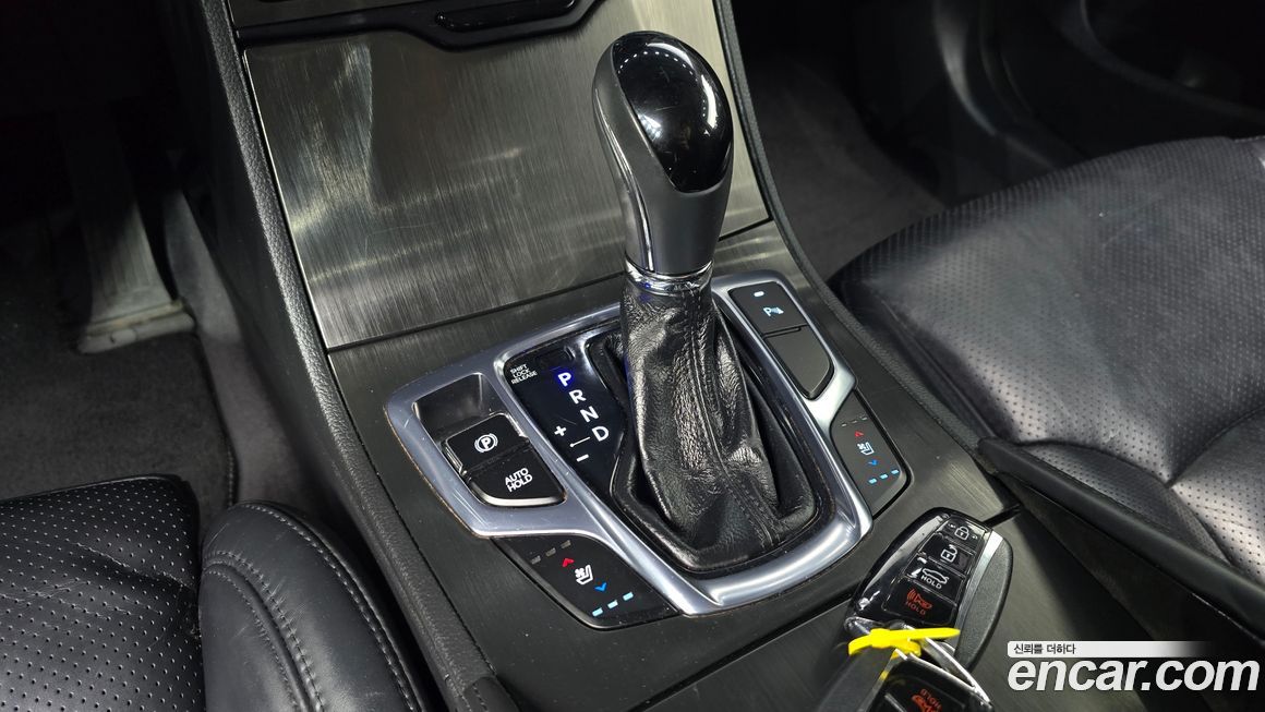 Hyundai Grandeur 2016