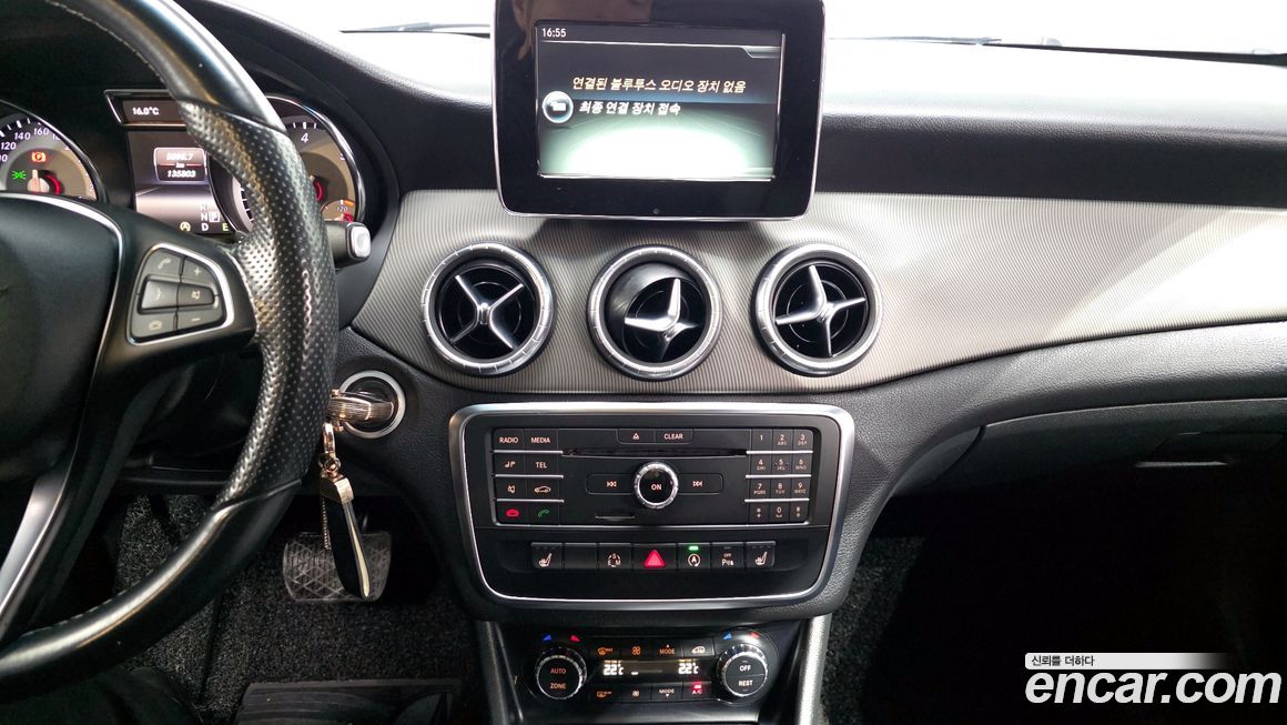 Mercedes-Benz CLA-Class 2015