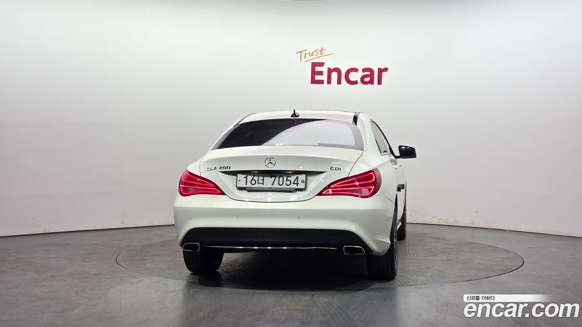 Mercedes-Benz CLA-Class 2015