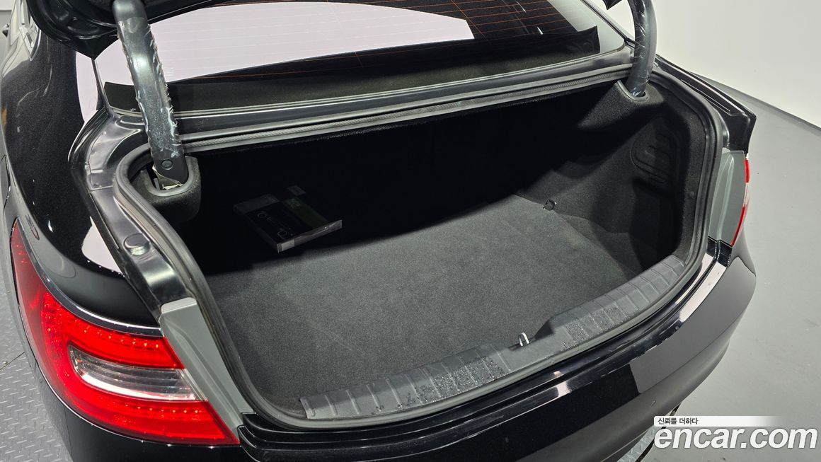 Hyundai Grandeur 2016