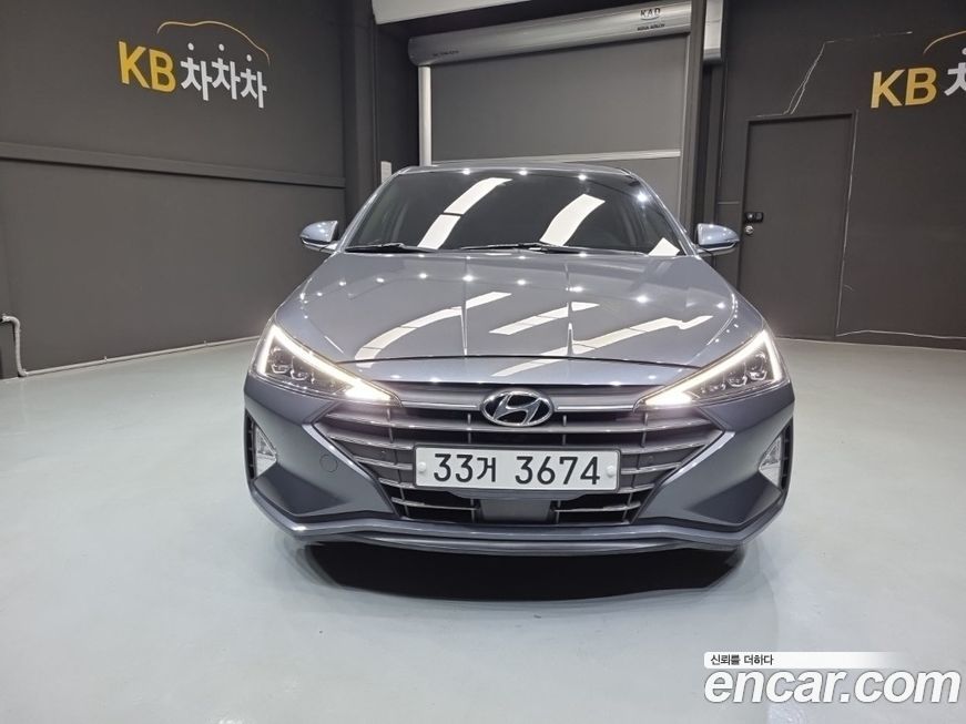 Hyundai AVANTE 2019