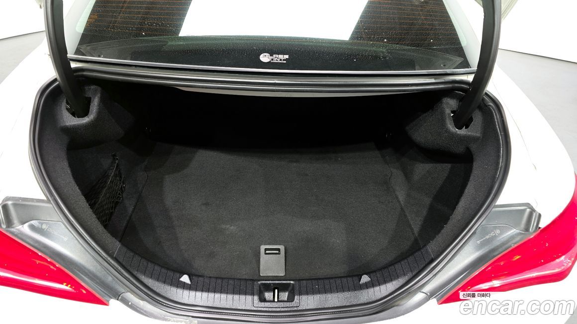 Mercedes-Benz CLA-Class 2015