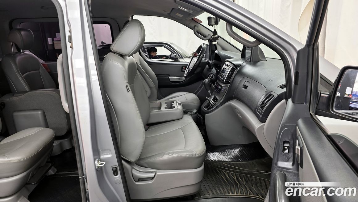 Hyundai Starex 2016