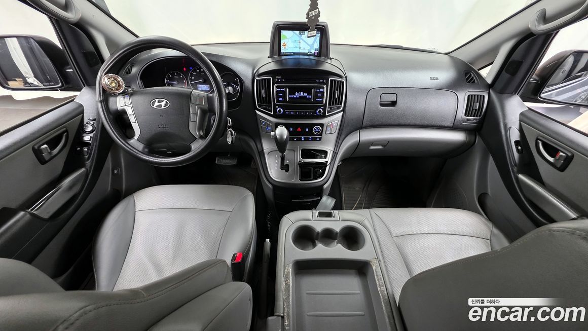 Hyundai Starex 2016
