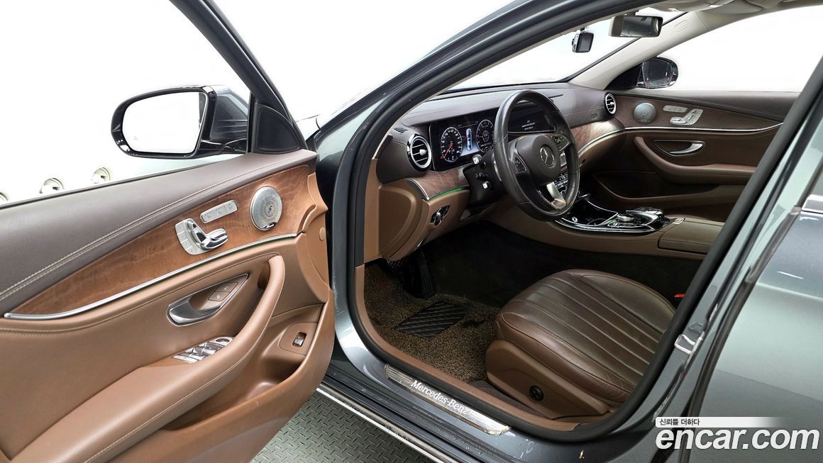 Mercedes-Benz E-Class 2017