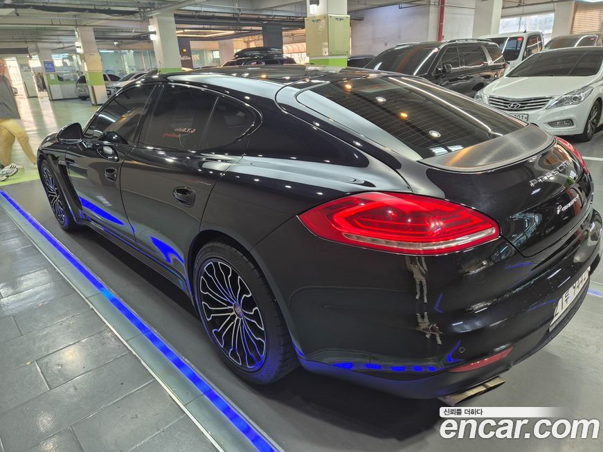 Porsche Panamera 2016