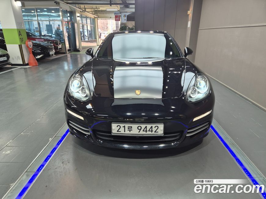 Porsche Panamera 2016