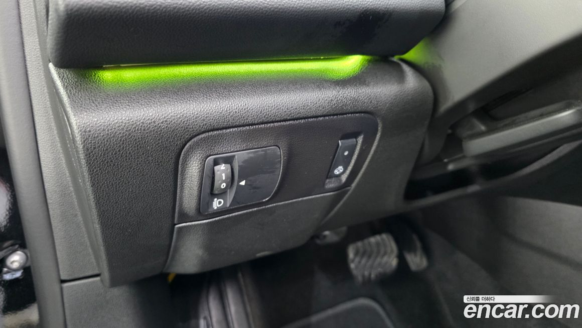 Renault-KoreaSamsung SM6 2023