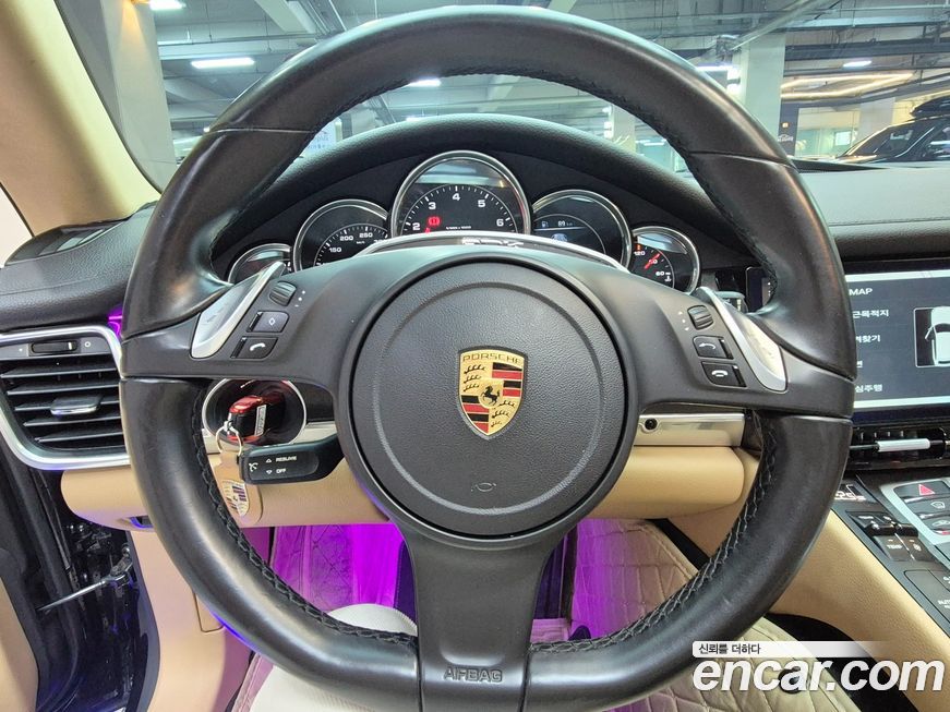 Porsche Panamera 2016