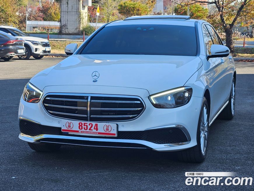 Mercedes-Benz E-Class 2022