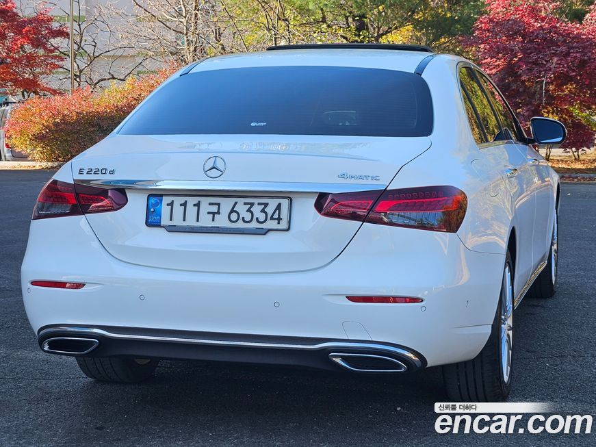 Mercedes-Benz E-Class 2022