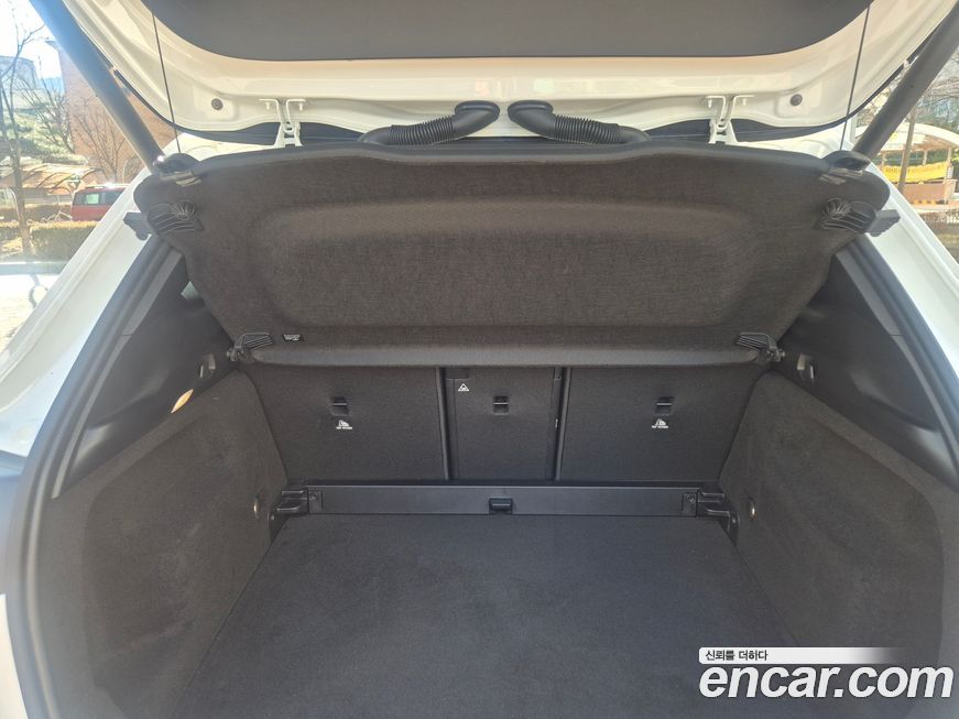 Mercedes-Benz GLA-Class 2023