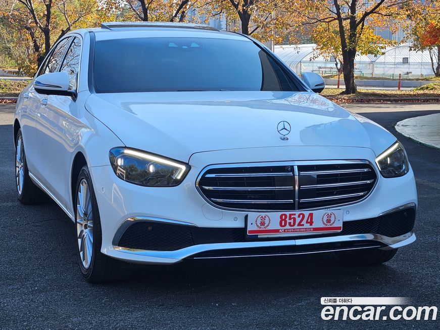 Mercedes-Benz E-Class 2022