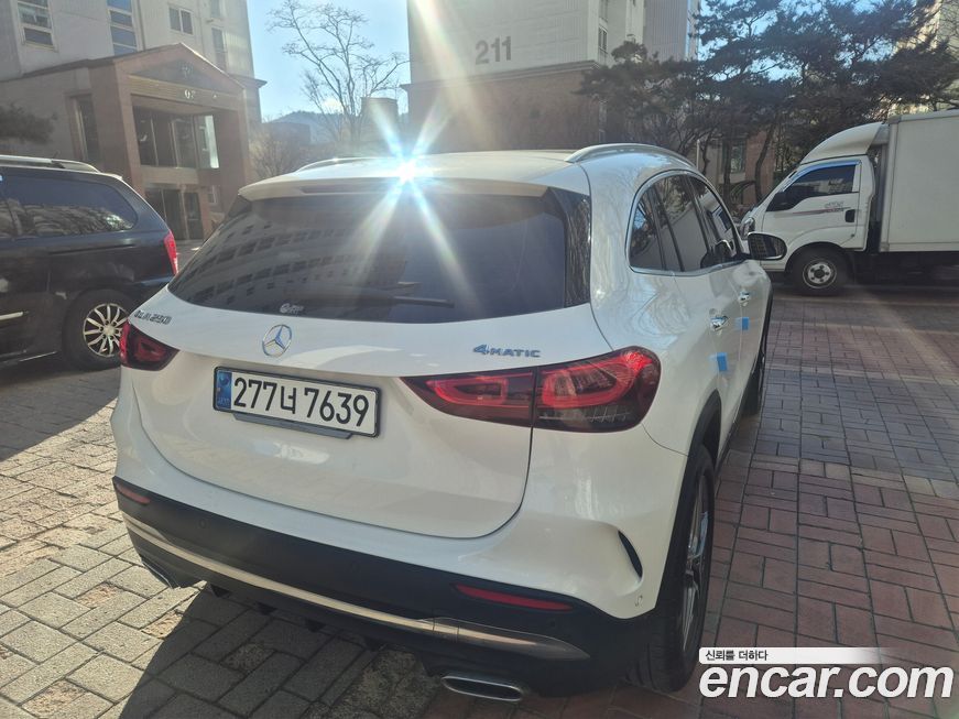 Mercedes-Benz GLA-Class 2023