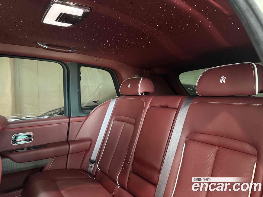 Rolls-Royce Cullinan 2021