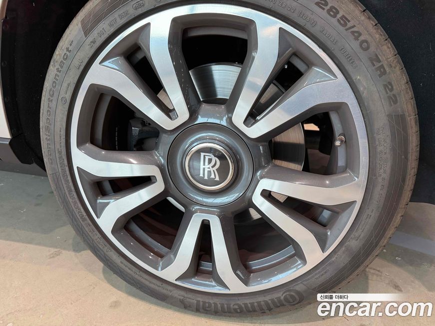 Rolls-Royce Cullinan 2021