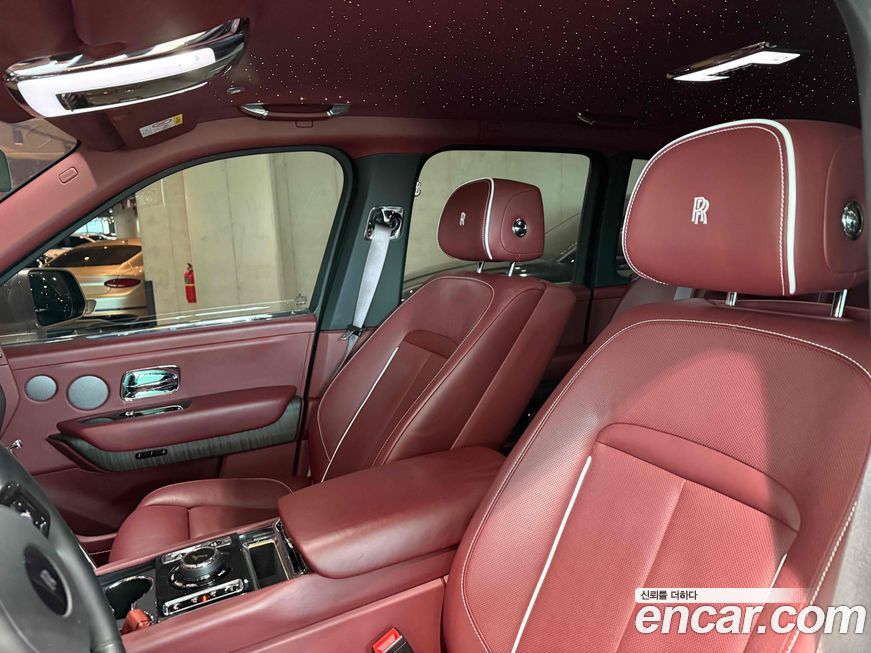 Rolls-Royce Cullinan 2021