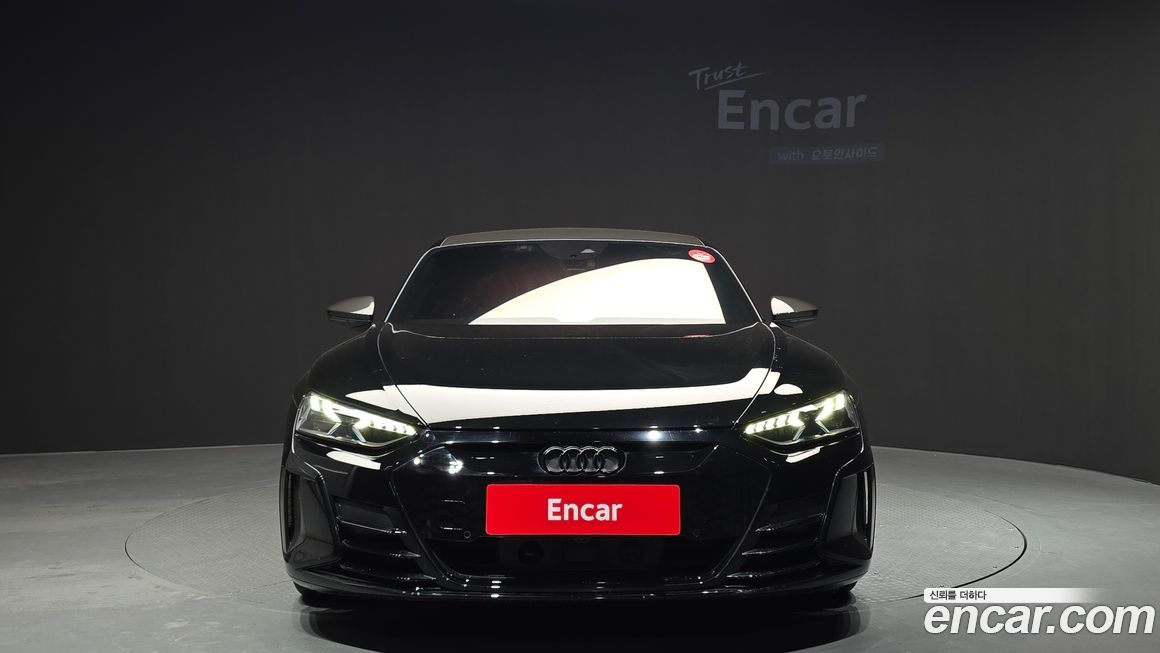 Audi RS e-tron GT 2022