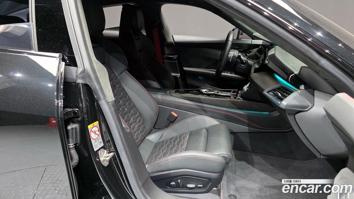 Audi RS e-tron GT 2022