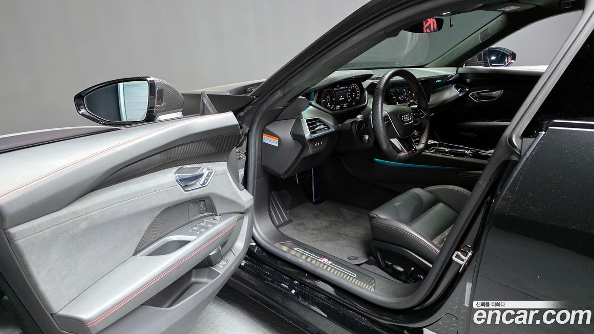 Audi RS e-tron GT 2022