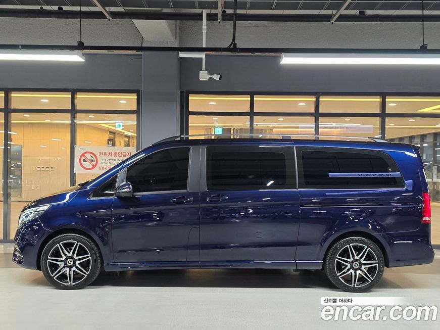 Mercedes-Benz V-Class 2022