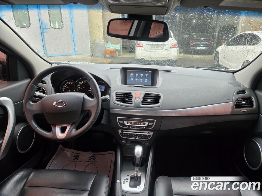 Renault-KoreaSamsung SM3 2011