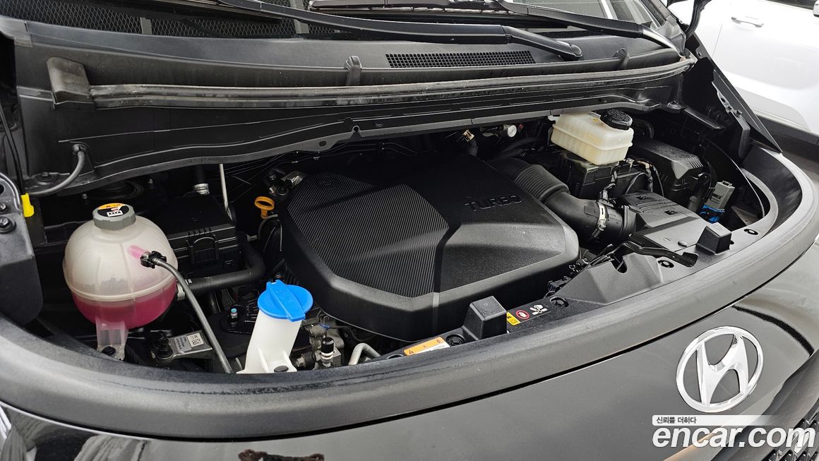 Hyundai Staria 2022