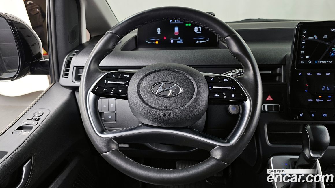 Hyundai Staria 2022