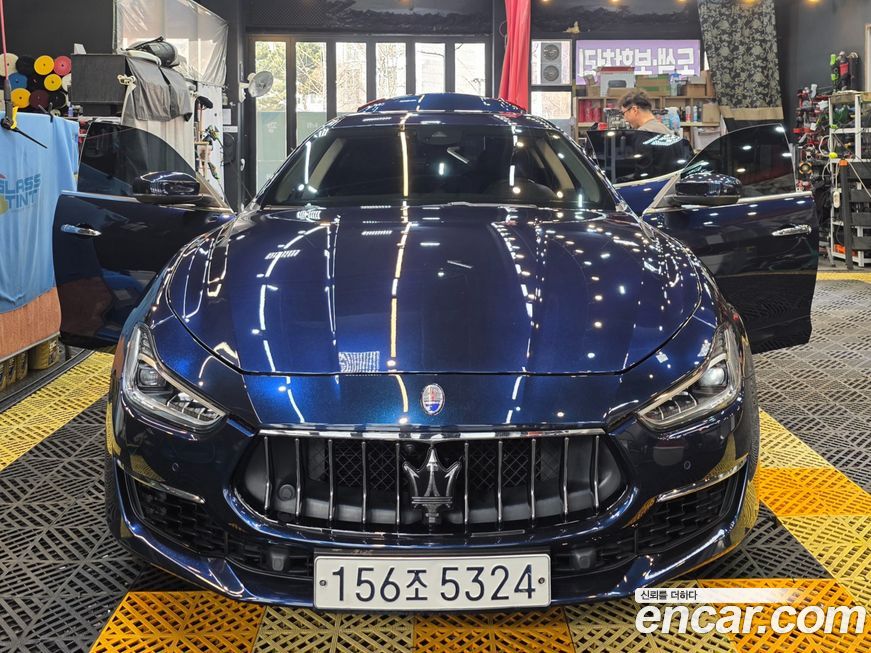 Maserati Ghibli 2019