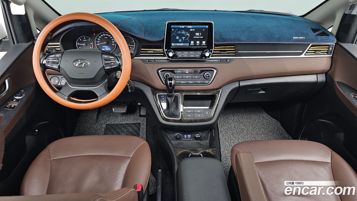 Hyundai Starex 2021