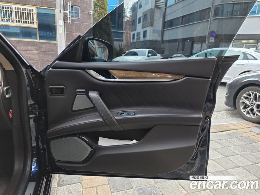 Maserati Ghibli 2019