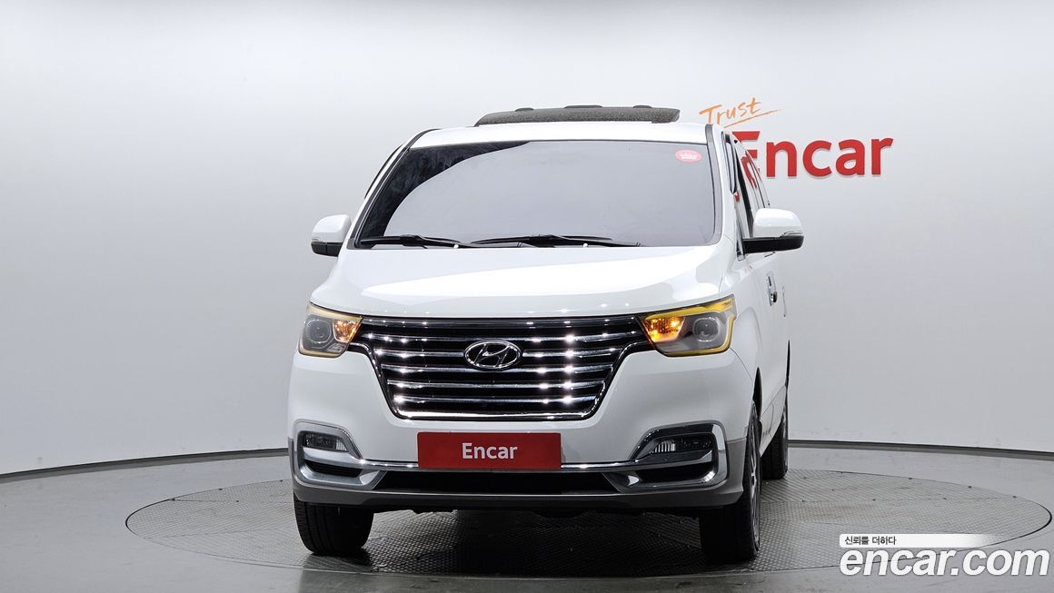Hyundai Starex 2021