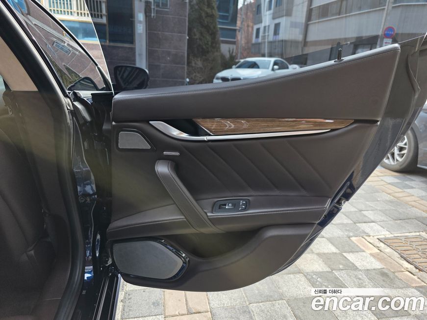 Maserati Ghibli 2019
