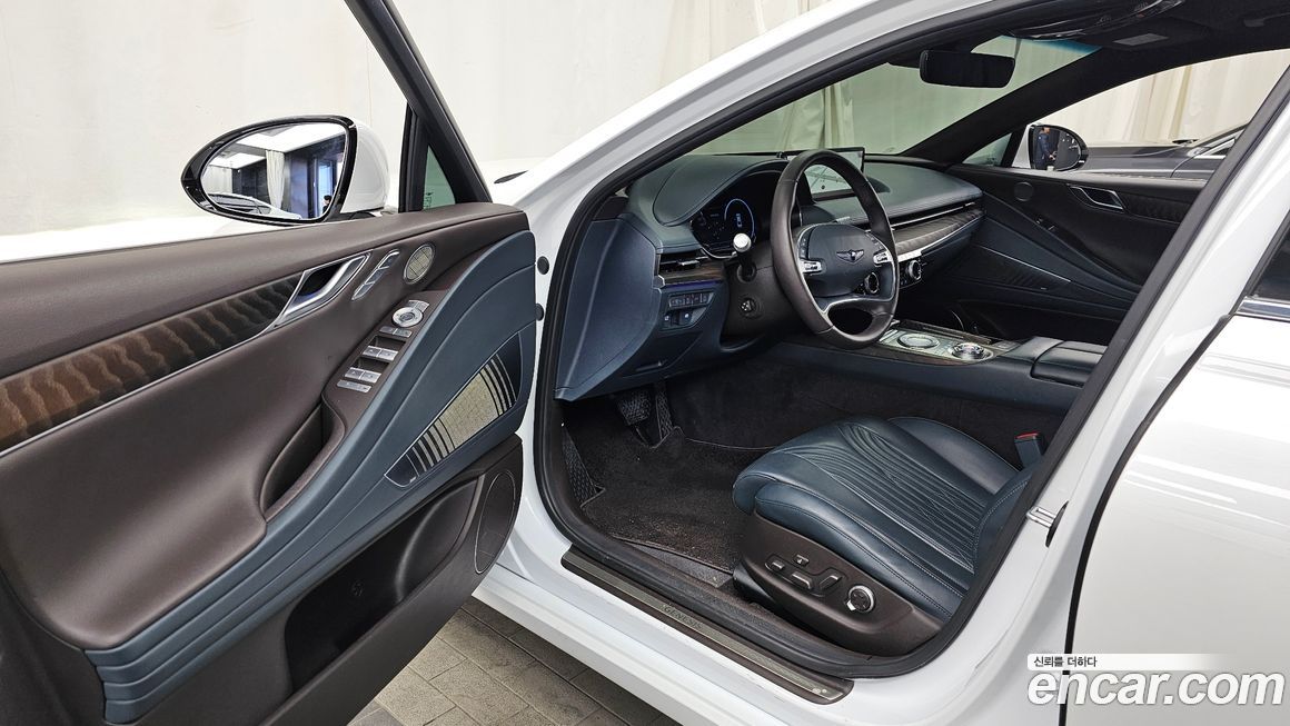 Genesis G80 2021