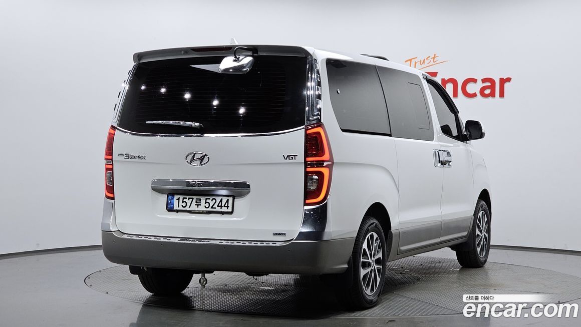 Hyundai Starex 2021