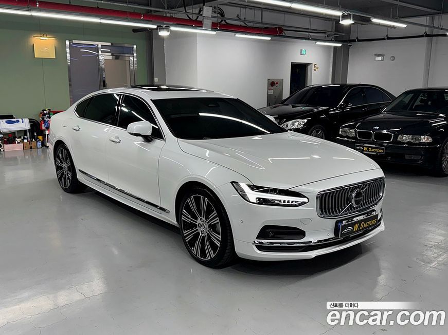Volvo S90 2023