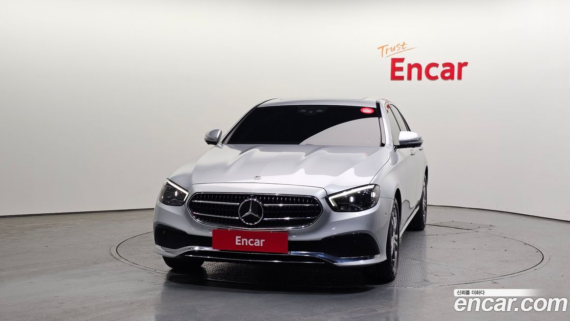 Mercedes-Benz E-Class 2021