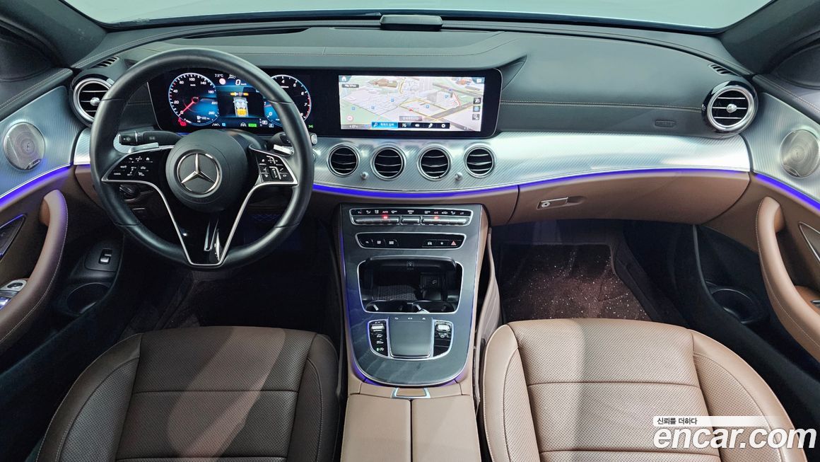 Mercedes-Benz E-Class 2021